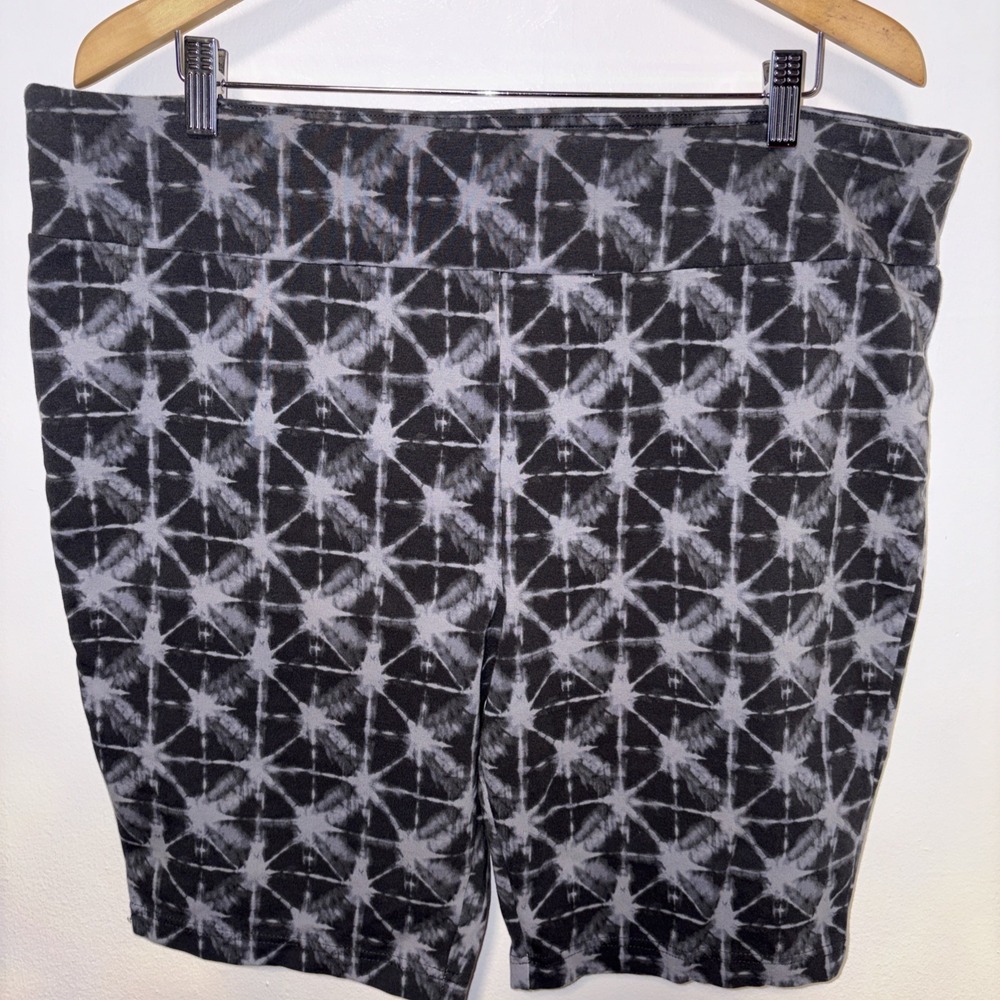 Terra & Sky Women's Size 2X, High Rise Bike Shorts New